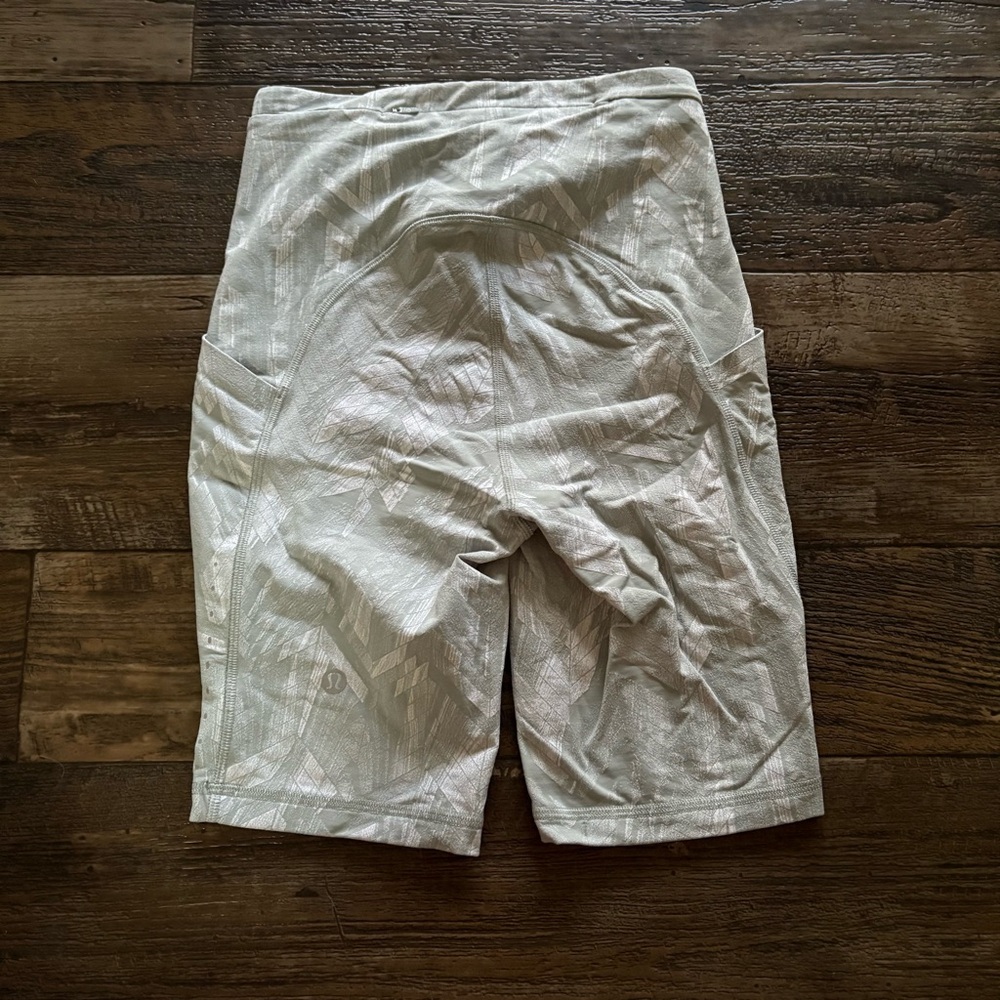 Lululemon swift speed high rise running shorts biker shorts - Picture 5 of 6